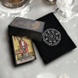 THE MAGICIAN TAROT