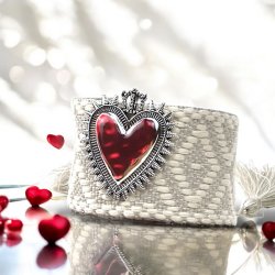 SACRED HEART BRACELET