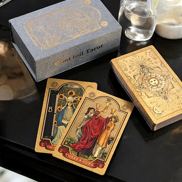 NOCTURNAL DELUXE TAROT