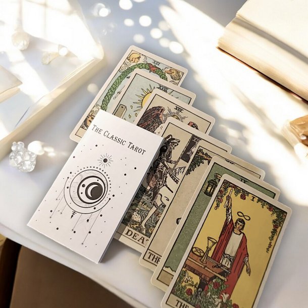 THE CLASSIC TAROT