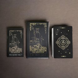 THE MAGICIAN TAROT