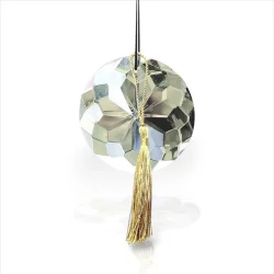 GLITRENDE PRISME MED KVAST