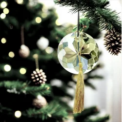 GLITRENDE PRISME MED KVAST